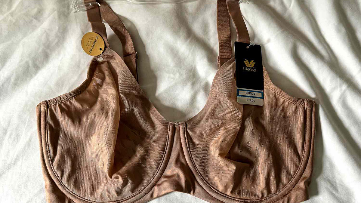 سوتین لیفت کننده چیست؟ بررسی فواید و عوارض سوتین لیفت کننده