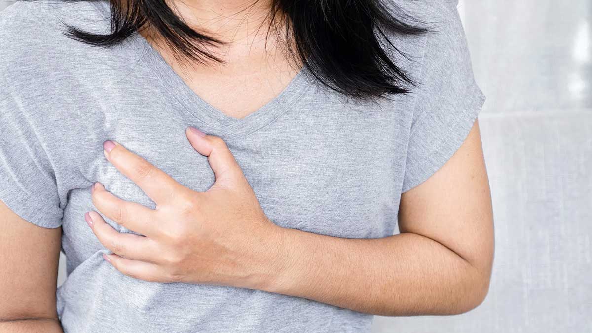 علل هورمونی و فیزیولوژیکی درد سینه